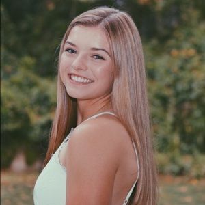 Meet your Posher, Karina